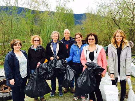 Left to Right: Florenza Jones, Pat Dionne, Margaret Chambers, Martin Chambers, Susan Boury, Cindy Boury, Sheryl Boury